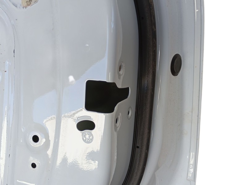 Recambio de puerta trasera derecha para mg zs suv (azs1) 1.0 t-gdi referencia OEM IAM 10316504SEPP  