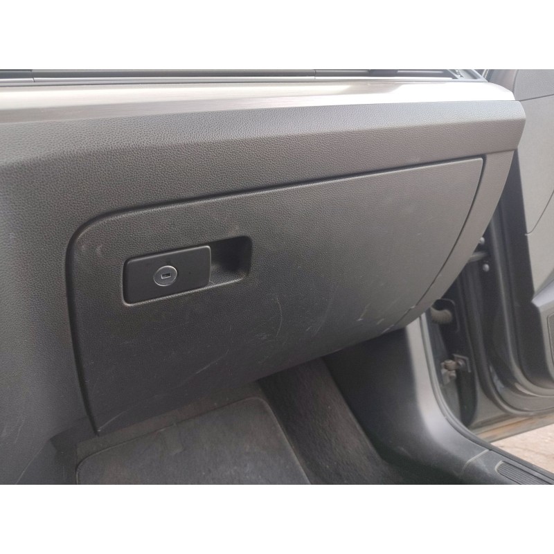 Recambio de guantera para volkswagen passat b8 (3g2, cb2) 1.6 tdi referencia OEM IAM   