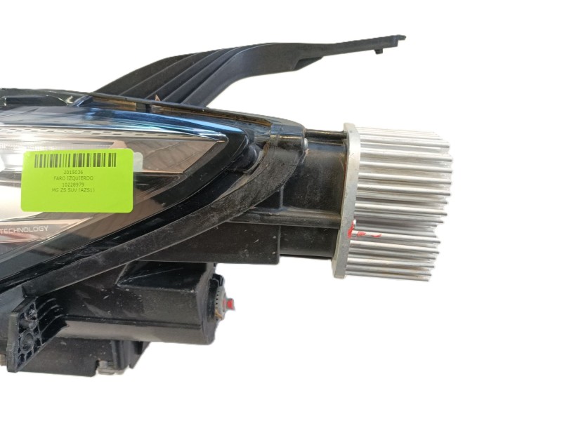 Recambio de faro izquierdo para mg zs suv (azs1) 1.0 t-gdi referencia OEM IAM 10228979  