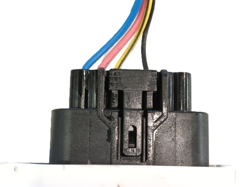 Recambio de cerradura puerta trasera izquierda para mg zs suv (azs1) 1.0 t-gdi referencia OEM IAM 10640593  