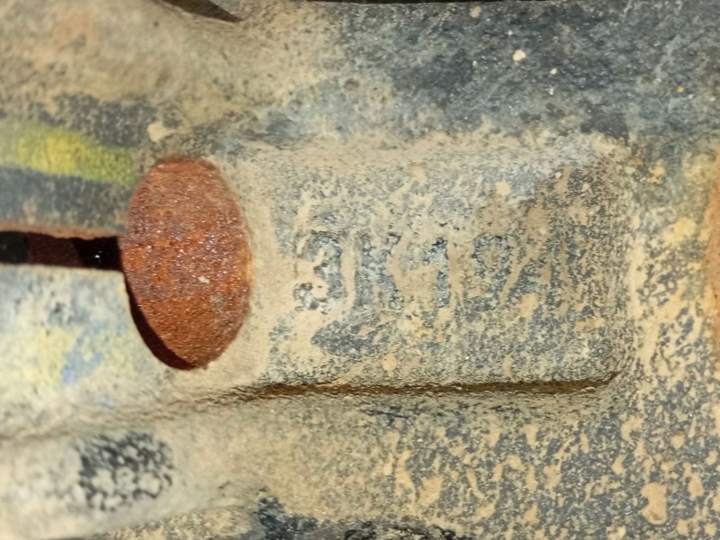 Recambio de mangueta delantera izquierda para mg zs suv (azs1) 1.0 t-gdi referencia OEM IAM 10226410  