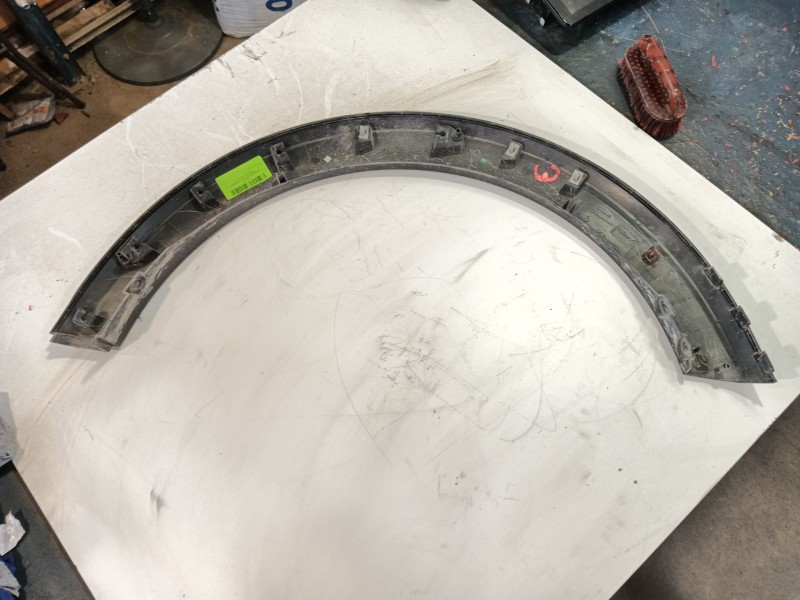 Recambio de aletin delantero izquierdo para ford ka+ iii (uk, fk) 1.2 ti-vct referencia OEM IAM   