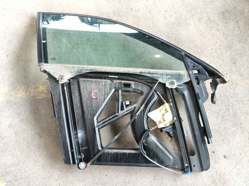 Recambio de elevalunas delantero derecho para audi a3 (8l1) 1.9 tdi referencia OEM IAM 8L4837462  
