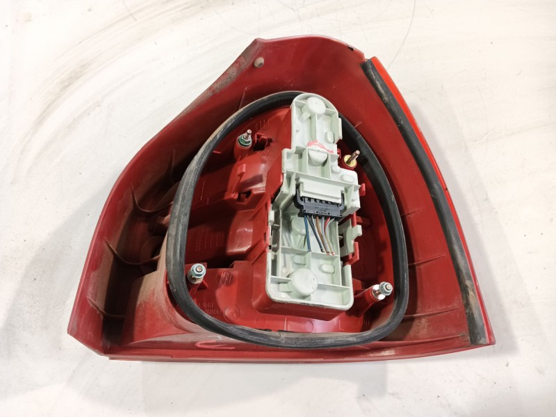 Recambio de piloto trasero izquierdo para audi a3 (8l1) 1.9 tdi referencia OEM IAM 8L0945095A  