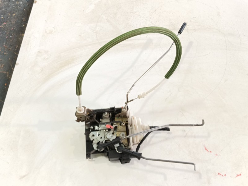 Recambio de cerradura puerta delantera izquierda para audi a3 (8l1) 1.9 tdi referencia OEM IAM 8L1837015B  