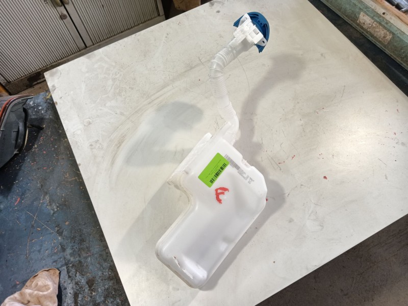 Recambio de deposito limpia para skoda octavia iv (nx3, nn3, pv3) 2.0 tdi referencia OEM IAM   