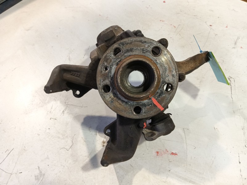 Recambio de mangueta delantera izquierda para volkswagen golf iv (1j1) 1.6 referencia OEM IAM 1J0407255N  