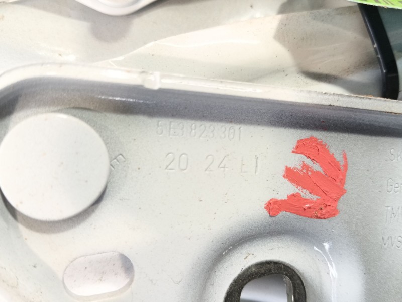 Recambio de bisagras capo para skoda octavia iv (nx3, nn3, pv3) 2.0 tdi referencia OEM IAM   