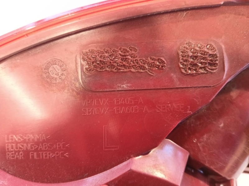 Recambio de piloto trasero izquierdo para seat altea (5p1) 1.6 tdi referencia OEM IAM 5P8945111A  