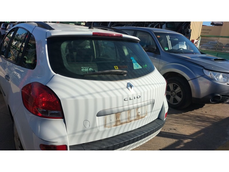 Recambio de porton trasero para renault clio iii grandtour (kr0/1_) 1.2 16v (kr02, kr0j) referencia OEM IAM   