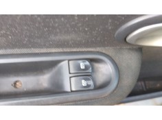 Recambio de mando elevalunas delantero izquierdo para renault clio iii grandtour (kr0/1_) 1.2 16v (kr02, kr0j) referencia OEM IA