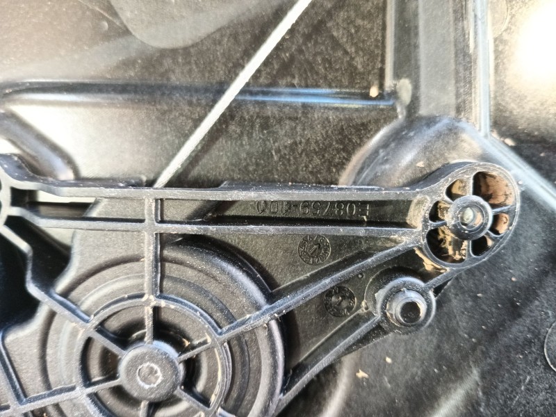 Recambio de elevalunas delantero derecho para skoda octavia iv (nx3, nn3, pv3) 2.0 tdi referencia OEM IAM   