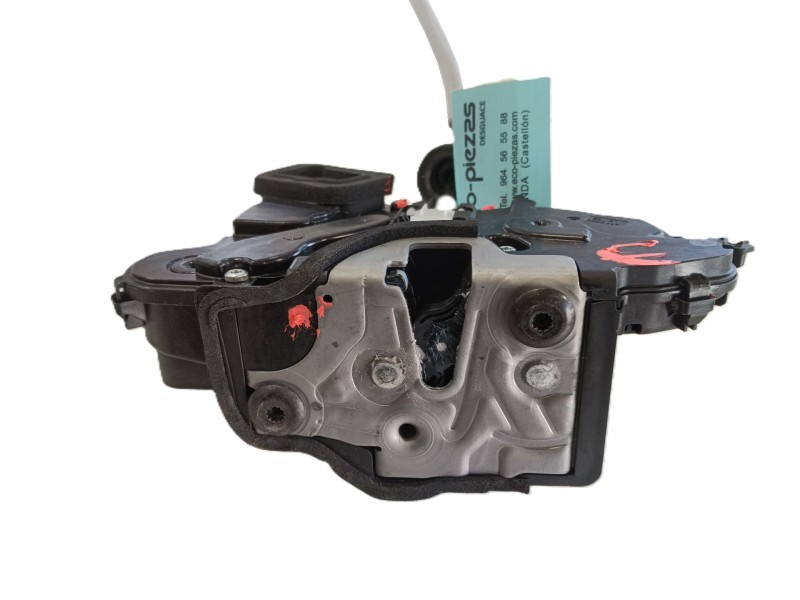 Recambio de cerradura puerta delantera izquierda para skoda octavia iv (nx3, nn3, pv3) 2.0 tdi referencia OEM IAM   