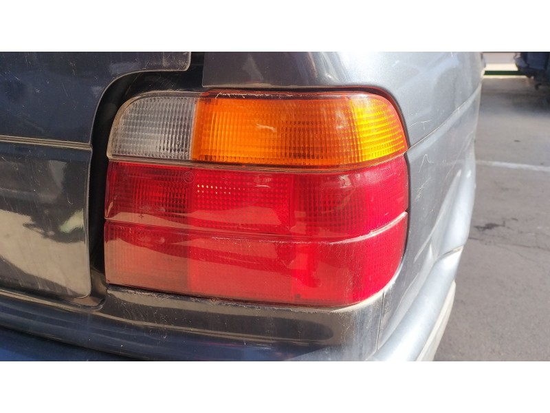 Recambio de piloto trasero derecho para bmw 3 compact (e36) 316 i referencia OEM IAM 63218357870  