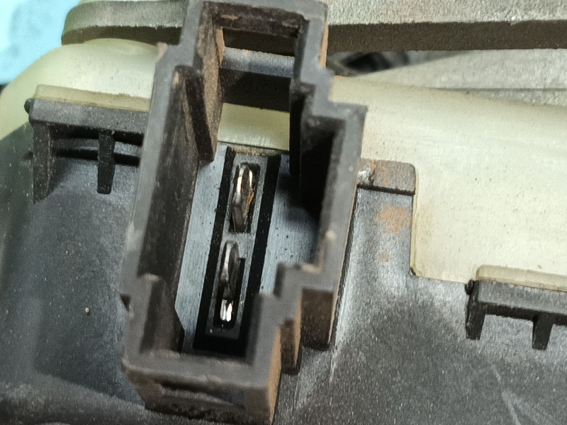 Recambio de pulsador maletero / porton para seat toledo ii (1m2) 1.9 tdi referencia OEM IAM   