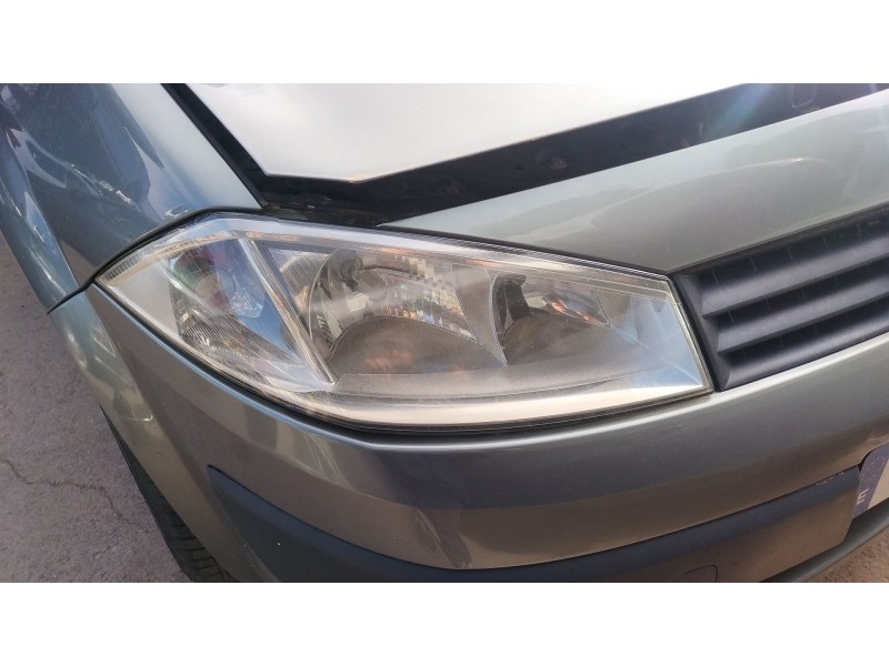 Recambio de faro derecho para renault megane ii (bm0/1_, cm0/1_) 1.4 16v (bm0b, cm0b) referencia OEM IAM 260108053R  