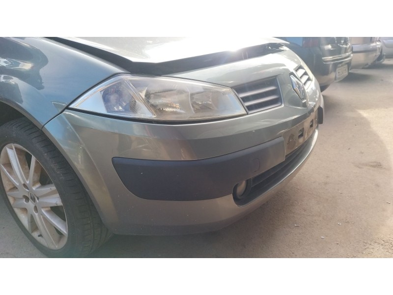 Recambio de paragolpes delantero para renault megane ii (bm0/1_, cm0/1_) 1.4 16v (bm0b, cm0b) referencia OEM IAM 620226236R  