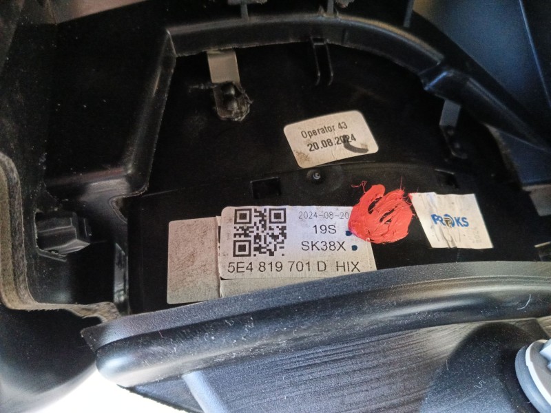 Recambio de salpicadero para skoda octavia iv (nx3, nn3, pv3) 2.0 tdi referencia OEM IAM   