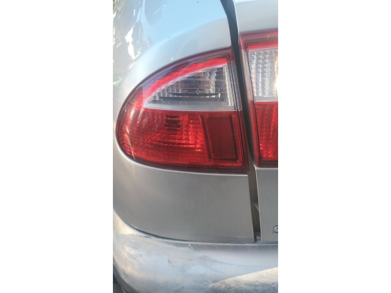 Recambio de piloto trasero izquierdo para seat leon (1m1) 1.6 16 v referencia OEM IAM 1M694511101C  