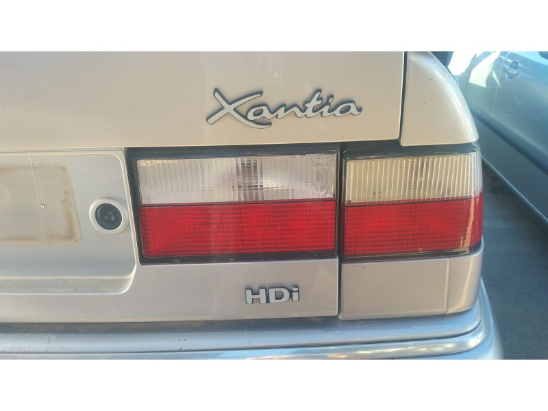 Recambio de piloto trasero derecho interior para citroën xantia (x1_, x2_) 2.0 hdi 90 referencia OEM IAM   