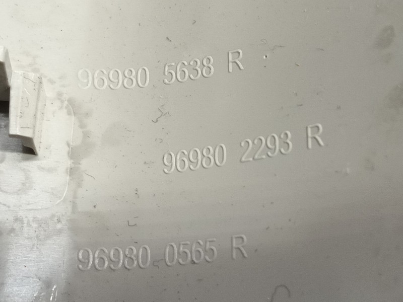 Recambio de luz interior para renault megane iv sport tourer (k9a/m/n_) 1.3 tce 140 (k9nb) referencia OEM IAM   