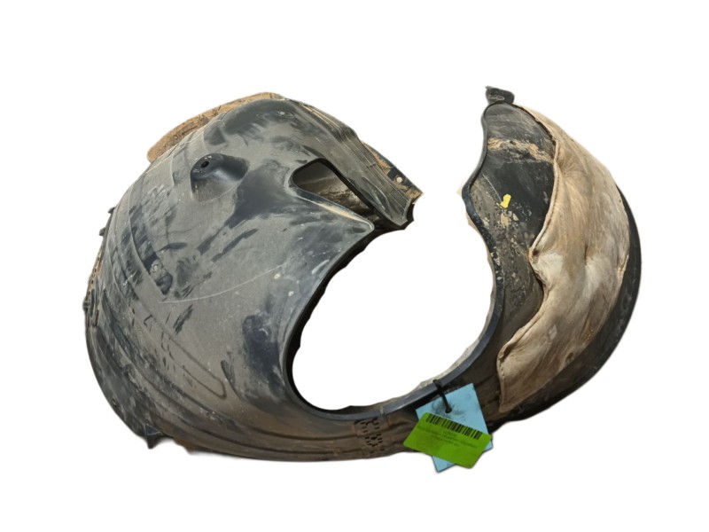 Recambio de paso de rueda delantero izquierdo para hyundai kona sx2 1.6 gdi hybrid referencia OEM IAM   