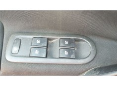 Recambio de mando elevalunas delantero izquierdo para renault megane ii (bm0/1_, cm0/1_) 1.4 16v (bm0b, cm0b) referencia OEM IAM