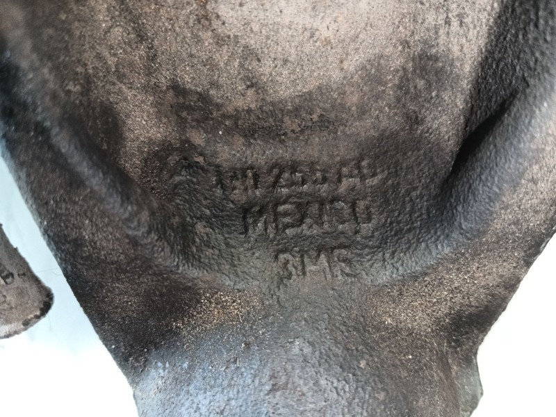 Recambio de mangueta delantera derecha para skoda octavia i (1u2) 1.9 tdi referencia OEM IAM 1J0407256AG  