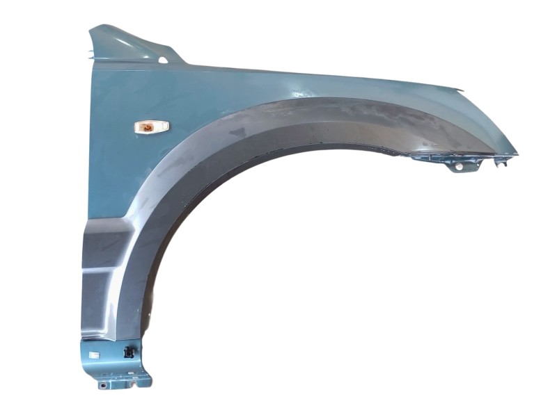 Recambio de aleta delantera derecha para kia sorento i (jc) 2.5 crdi referencia OEM IAM 663213E110  