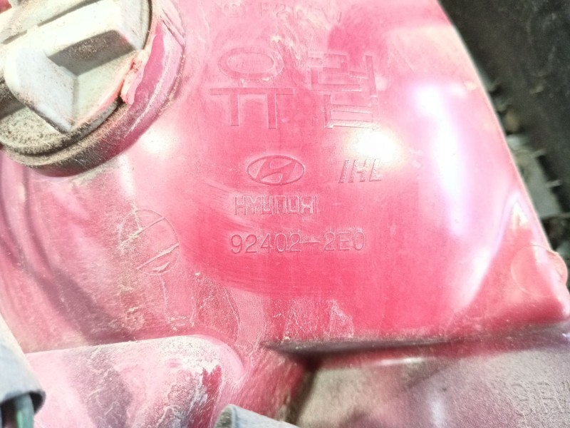 Recambio de piloto trasero derecho para hyundai tucson (jm) 2.0 crdi referencia OEM IAM 924202E010 / 924022E010  