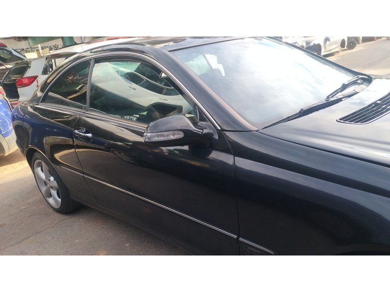 Recambio de puerta delantera derecha para mercedes-benz clk (c209) clk 270 cdi (209.316) referencia OEM IAM 209720020528  