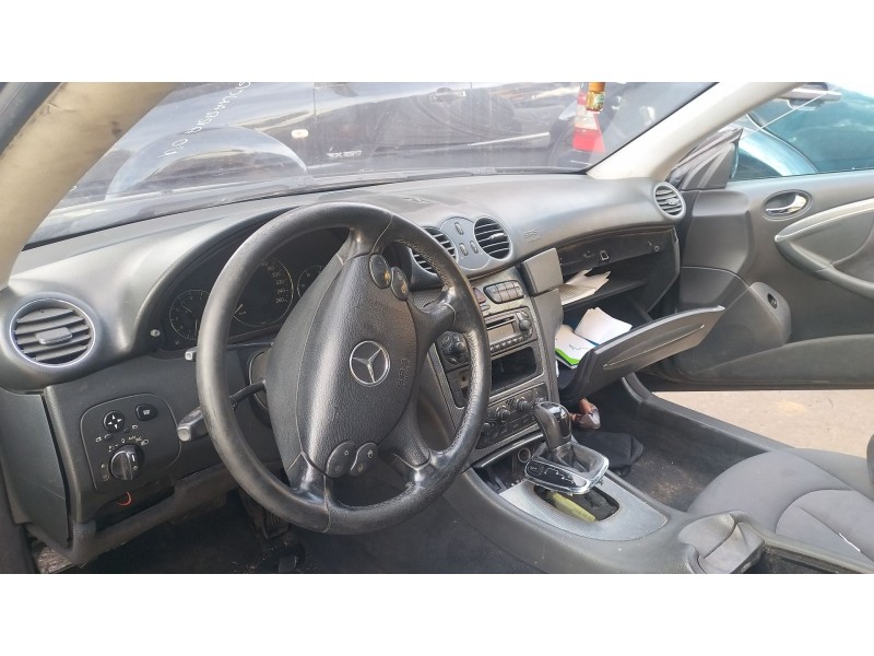 Recambio de salpicadero para mercedes-benz clk (c209) clk 270 cdi (209.316) referencia OEM IAM   