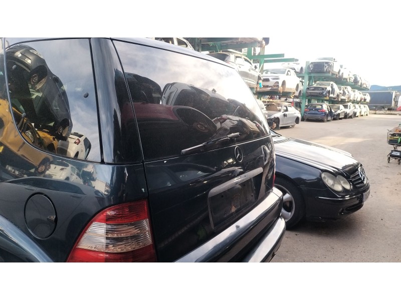 Recambio de porton trasero para mercedes-benz clase m (w163) ml 400 cdi (163.128) referencia OEM IAM 1637401105  