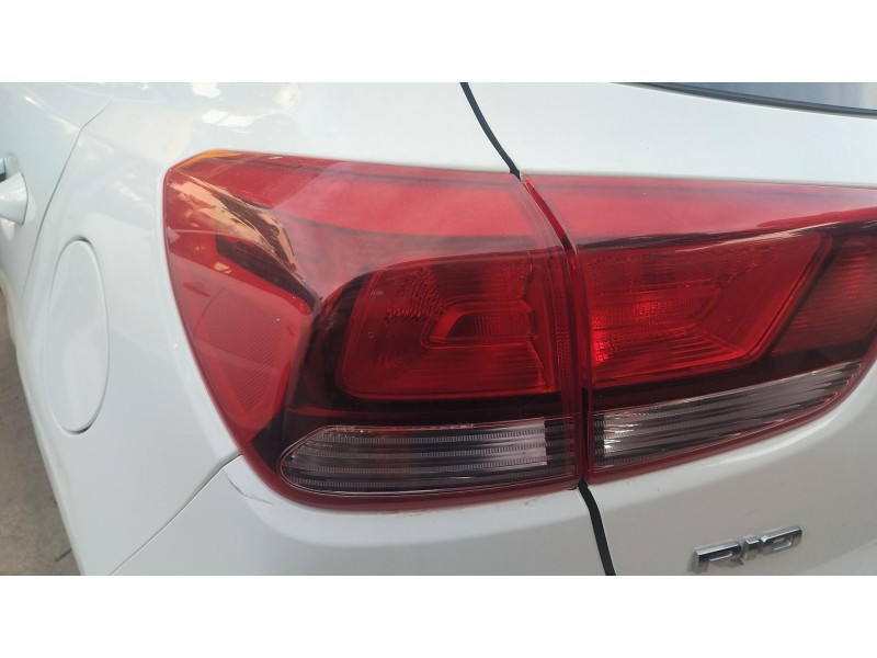 Recambio de piloto trasero izquierdo para kia rio iv (yb, sc, fb) 1.25 referencia OEM IAM 92401H8000  