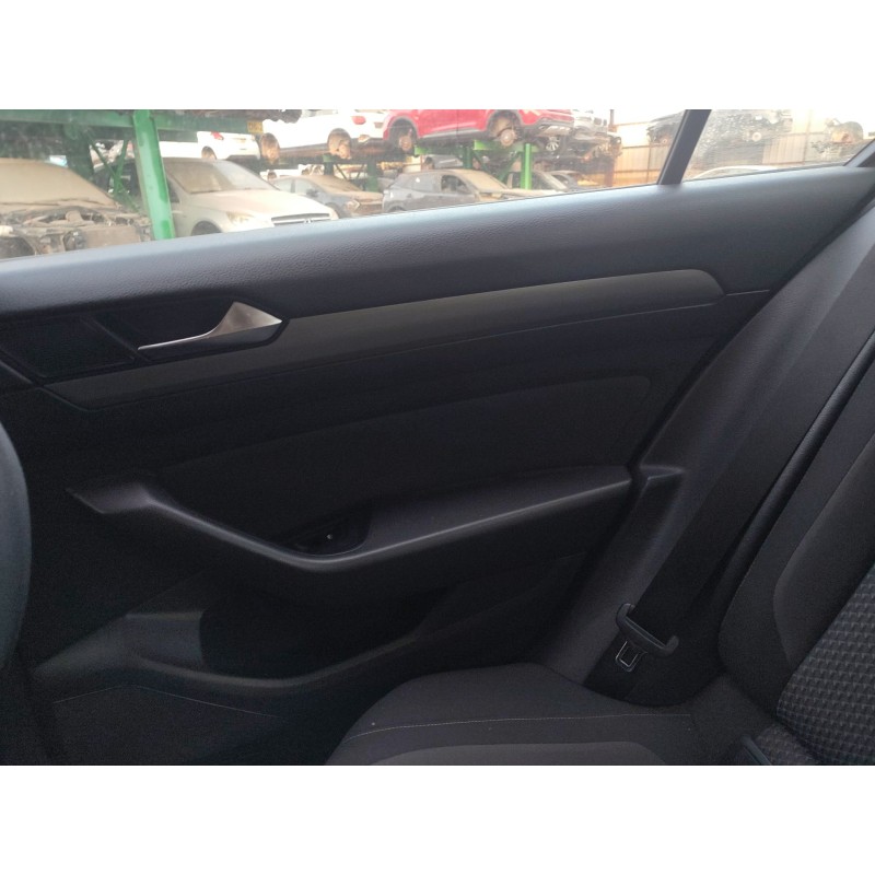 Recambio de guarnecido puerta trasera derecha para volkswagen passat b8 (3g2, cb2) 1.6 tdi referencia OEM IAM   