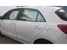 Recambio de puerta trasera izquierda para kia rio iv (yb, sc, fb) 1.25 referencia OEM IAM 77003H8000  
