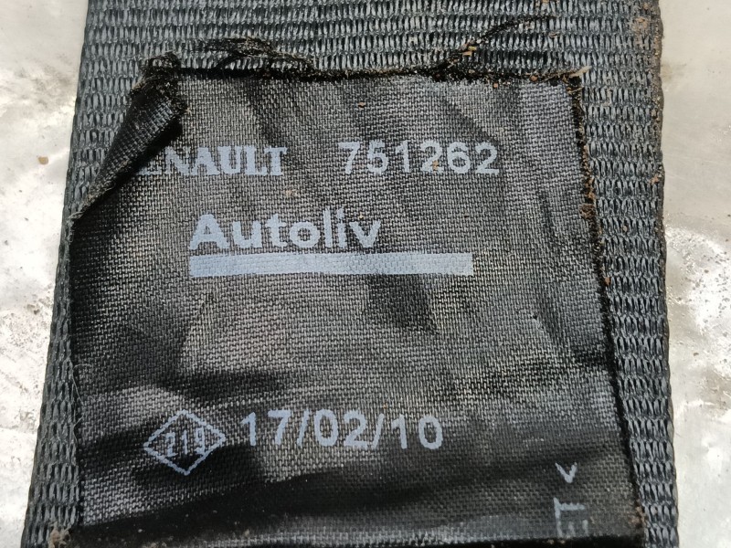 Recambio de cinturon seguridad trasero derecho para dacia duster (hs_) 1.5 dci referencia OEM IAM 8200751262  