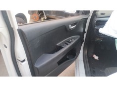 Recambio de guarnecido puerta delantera izquierda para kia rio iv (yb, sc, fb) 1.25 referencia OEM IAM   