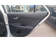 Recambio de guarnecido puerta trasera derecha para kia rio iv (yb, sc, fb) 1.25 referencia OEM IAM   
