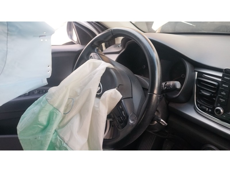 Recambio de volante para kia rio iv (yb, sc, fb) 1.25 referencia OEM IAM   