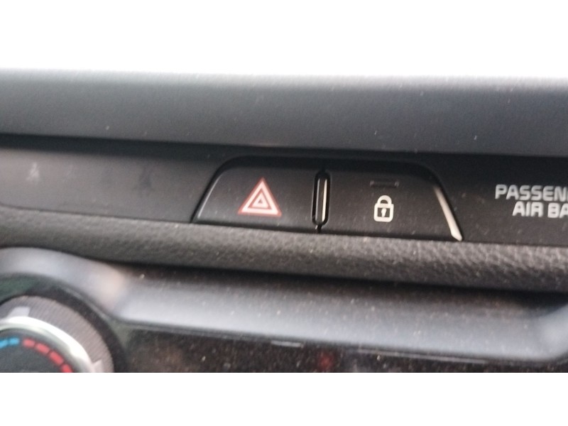 Recambio de warning para kia rio iv (yb, sc, fb) 1.25 referencia OEM IAM 93790H8020WK  