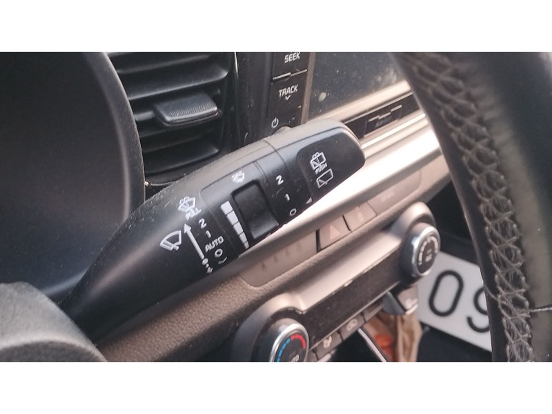 Recambio de mando limpia para kia rio iv (yb, sc, fb) 1.25 referencia OEM IAM   