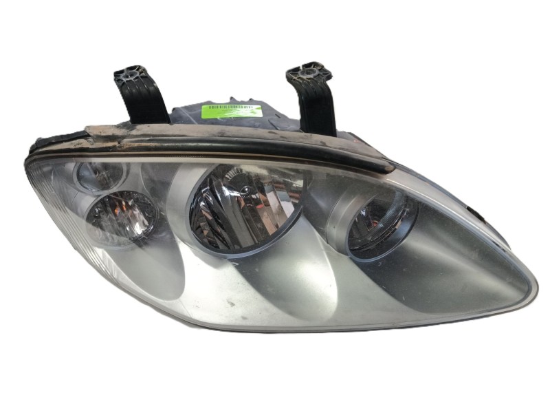 Recambio de faro derecho para ssangyong rodius i 2.7 xdi referencia OEM IAM 8310221205  