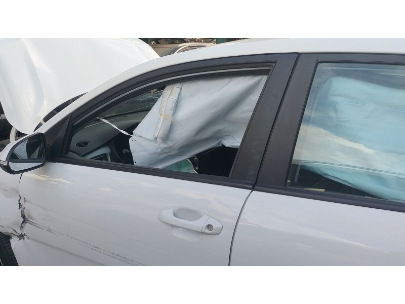 Recambio de elevalunas delantero izquierdo para kia rio iv (yb, sc, fb) 1.25 referencia OEM IAM 82401H8110  