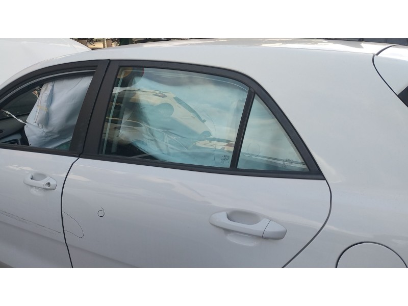 Recambio de elevalunas trasero izquierdo para kia rio iv (yb, sc, fb) 1.25 referencia OEM IAM 83401H8100  