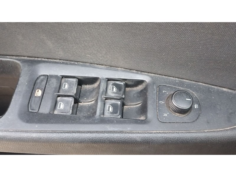 Recambio de mando elevalunas delantero izquierdo para seat leon (5f1) 1.6 tdi referencia OEM IAM 5G0959857GIHA  