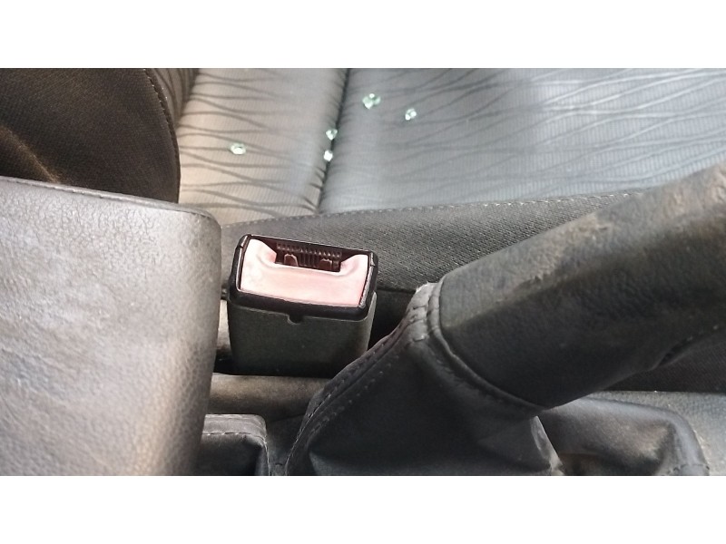 Recambio de enganche cinturon delantero izquierdo para seat leon (5f1) 1.6 tdi referencia OEM IAM   