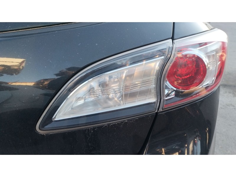 Recambio de piloto trasero derecho interior para mazda 3 (bl) 1.6 mz-cd (bl14) referencia OEM IAM BBN7513F0E  