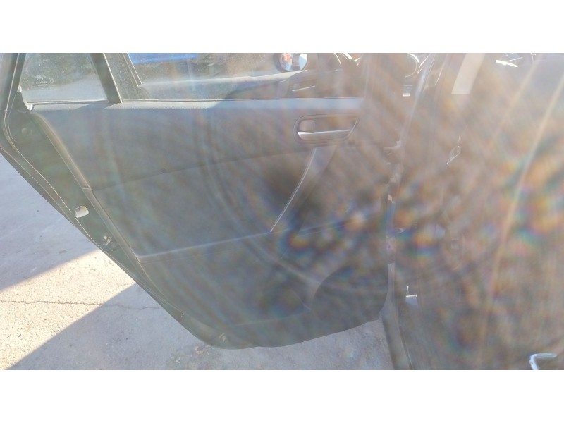 Recambio de guarnecido puerta trasera izquierda para mazda 3 (bl) 1.6 mz-cd (bl14) referencia OEM IAM   