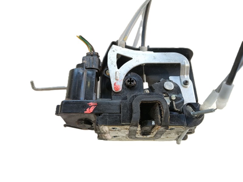 Recambio de cerradura puerta delantera izquierda para ssangyong rodius i 2.7 xdi referencia OEM IAM 7121021024  